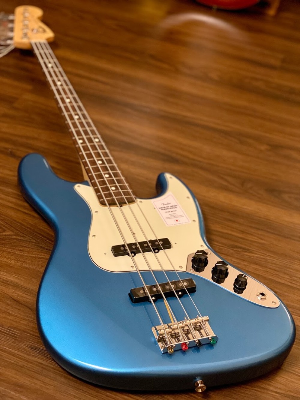 Fender Japan Traditional II 60s Jazz Bass with Rosewood Fretboard